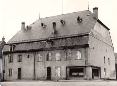 La maison Ribeaupierre,devenue annexe de la Coopérative Agricole de Saint-Dié, (1960).
