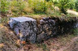 Le travail de taille de gros blocs de granite (5).