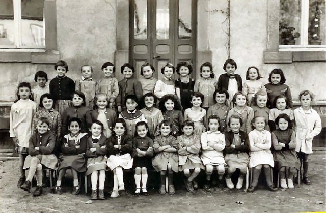 Classe Primaire filles 1960-61