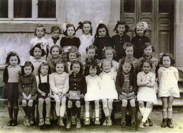 Classe Primaire filles 1946-47